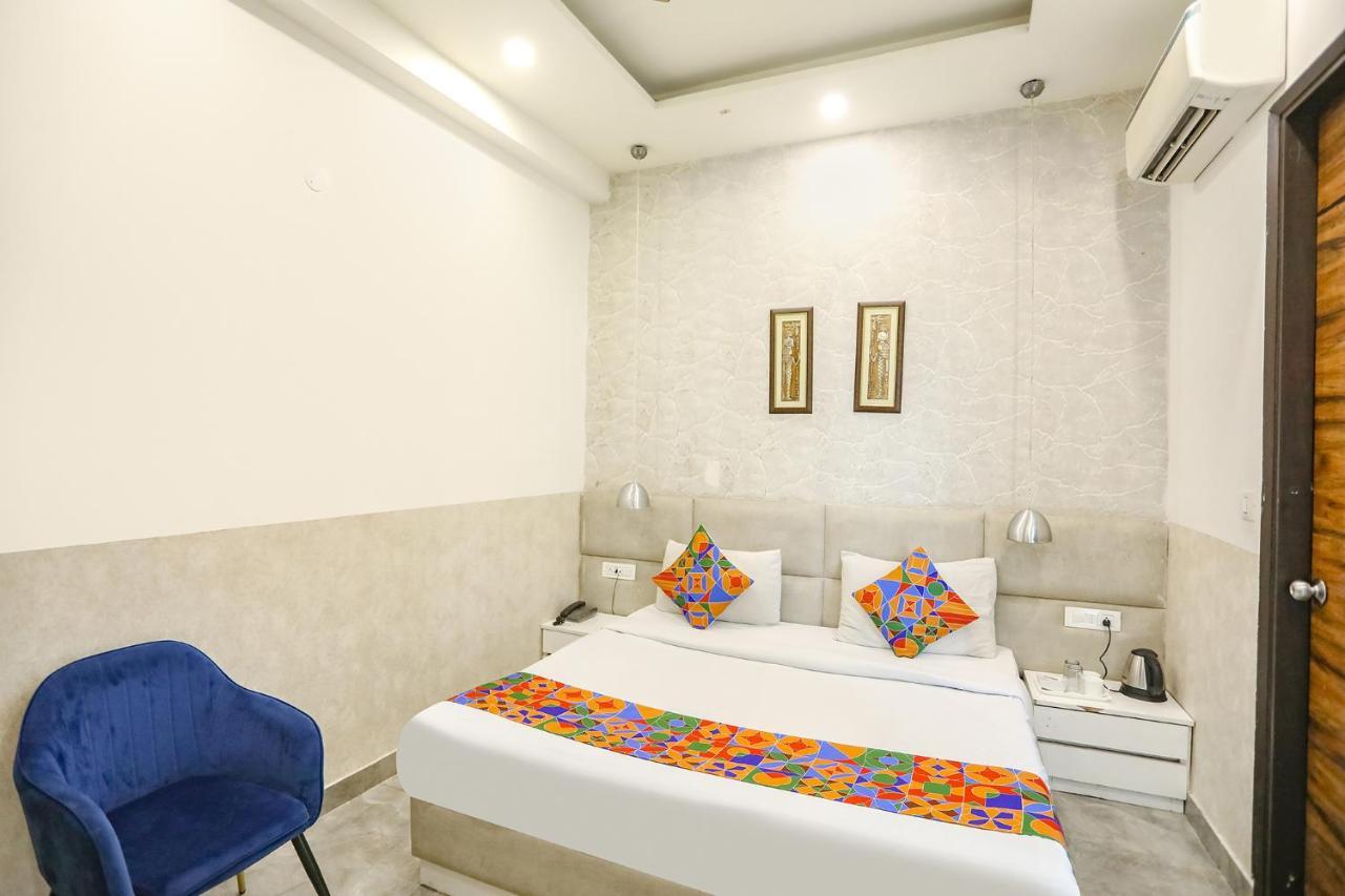 Fabhotel F9 Sector 19 Noida Exteriér fotografie