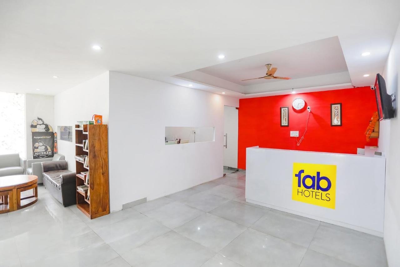 Fabhotel F9 Sector 19 Noida Exteriér fotografie