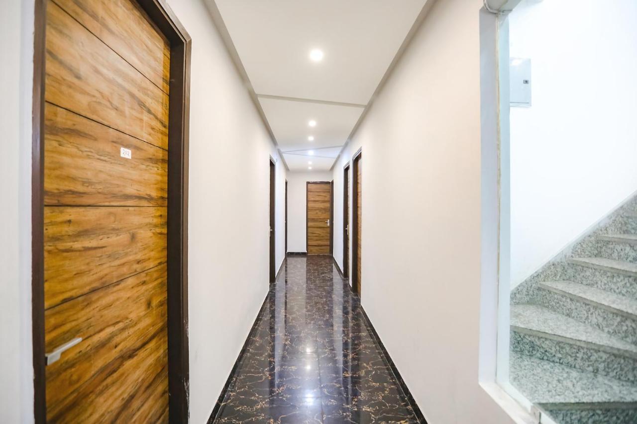 Fabhotel F9 Sector 19 Noida Exteriér fotografie