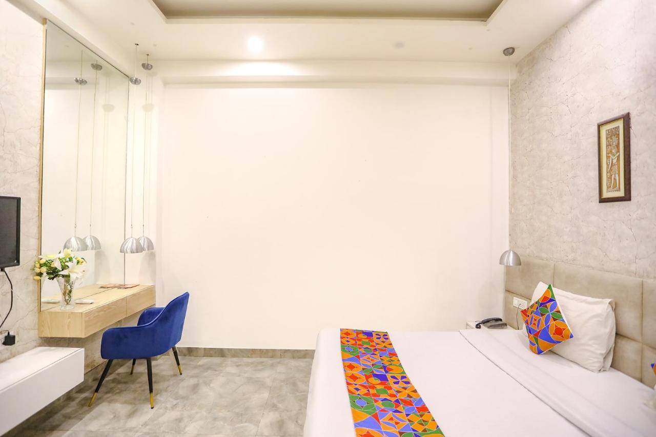 Fabhotel F9 Sector 19 Noida Exteriér fotografie