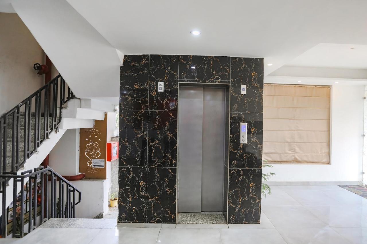 Fabhotel F9 Sector 19 Noida Exteriér fotografie